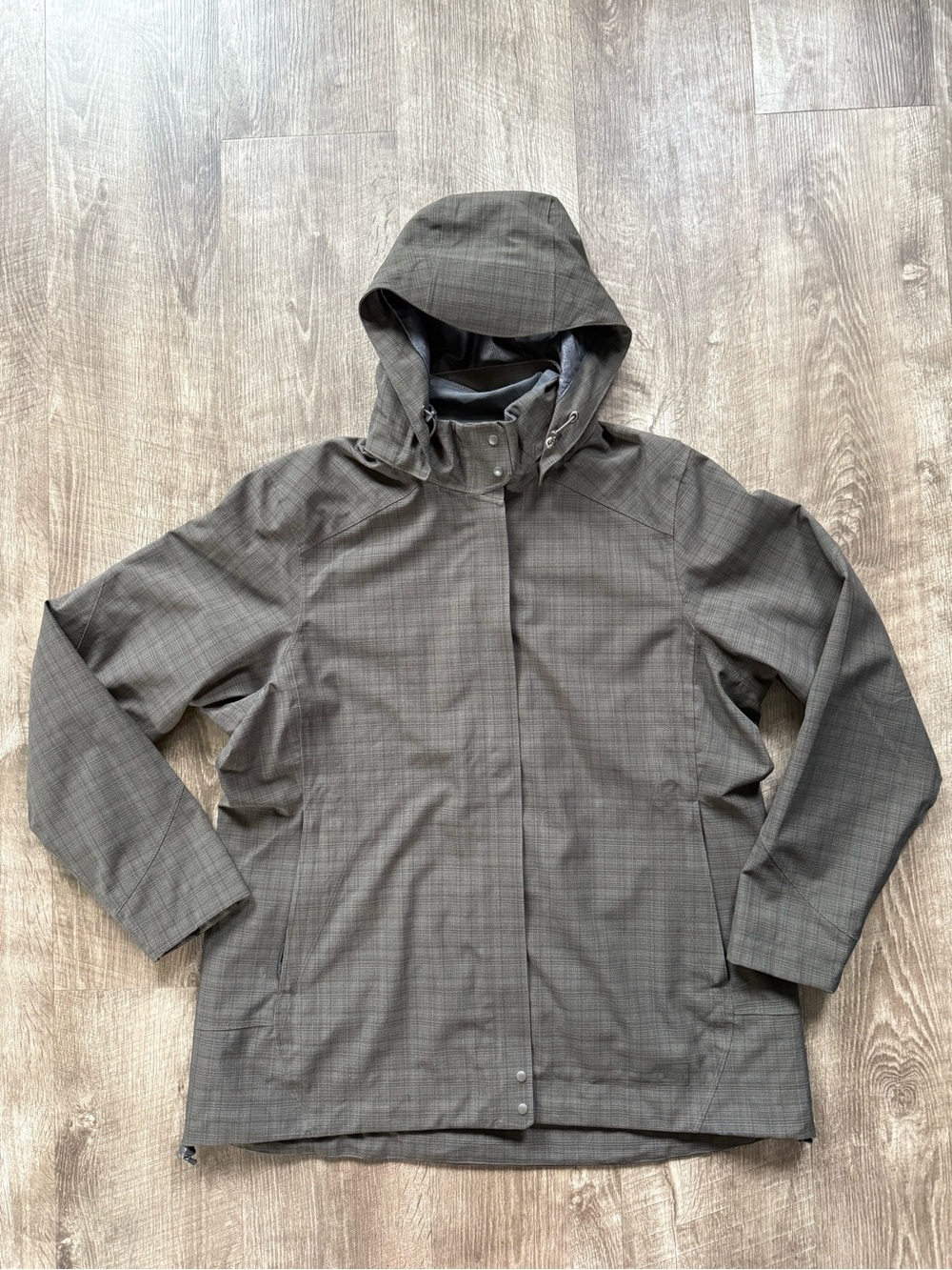 REI Co-Op E1 Elements Windbreaker Waterproof Jacket Women's SIZE XL Gray Plaid